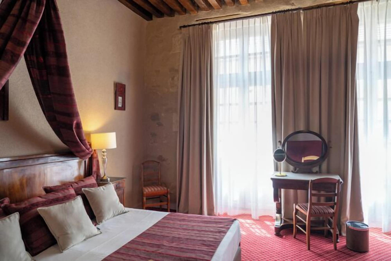 Bedroom 4, Grand Hôtel de Montespan-Talleyrand, Allier