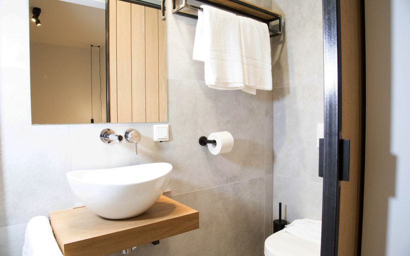 Bathroom 5, Hotel Haverkist, 's-Hertogenbosch