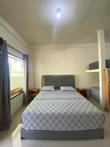 Bedroom 2, Gino's Place - Guest House & Jungle Trekking, Langkat