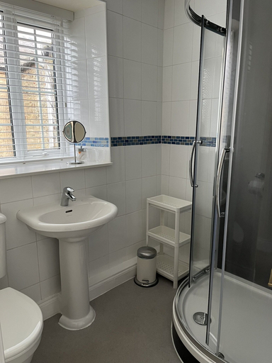 Bathroom 3, Shaftoes Guest House, Northumberland