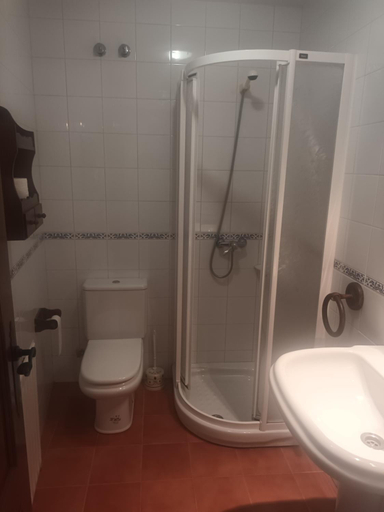 Bathroom 2, Casa Arza, Lugo
