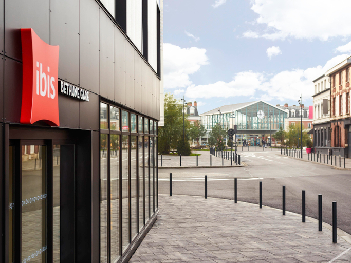 Exterior & Views 1, ibis Bethune Centre Gare, Pas-de-Calais
