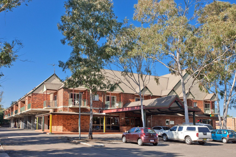 Exterior & Views 2, Nightcap at Blue Cattle Dog Hotel, Penrith - East