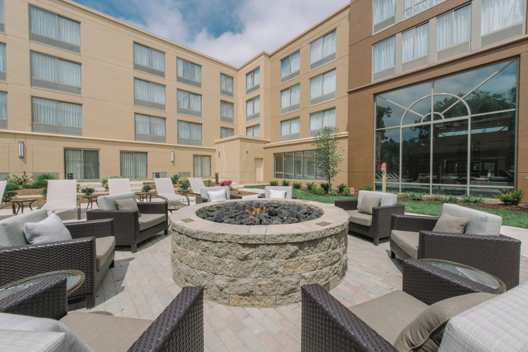 Exterior & Views 2, Courtyard by Marriott Nashua, Hillsborough