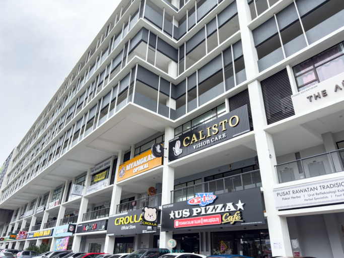 Netizen Cheras | Free Netflix | 7Pax | 5min walk > MRT, Hulu Langat