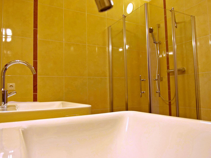 Bathroom 3, Apartment With a Sauna in Fugen Near the ski Area, Schwaz
