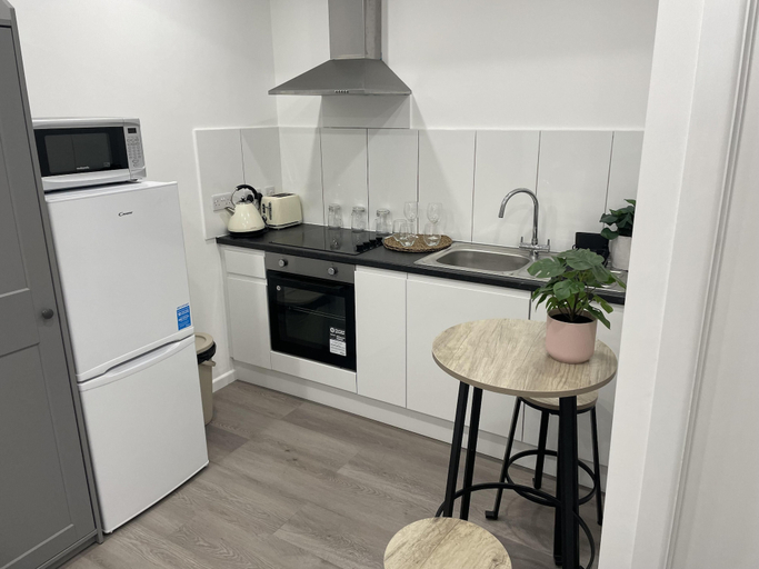 Others 5, Charming 1-bed Studio in London, London