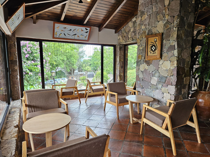 Food & Drinks 4, Hotel Selva Montana, Capital