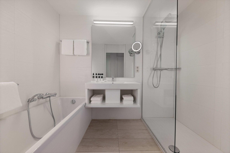 Bathroom 5, Westcord Hotel Schylge, Terschelling