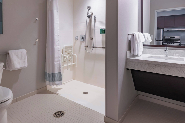 Bathroom 4, TownePlace Suites by Marriott Leavenworth, Leavenworth
