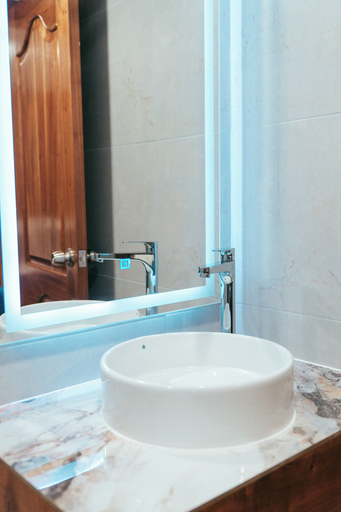 Bathroom 3, Fernandina Hotel & Spa Galápagos, Santa Cruz