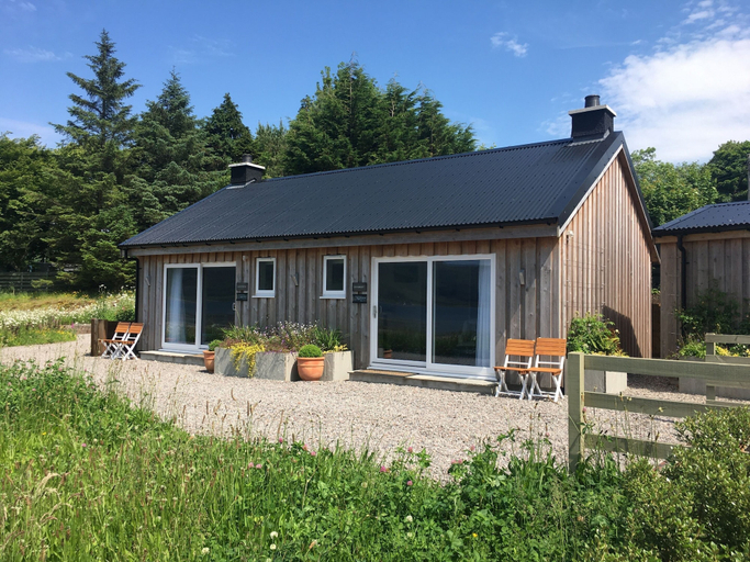 Exterior & Views 2, Kirkton Bay House Bed and Breakfast, Highland