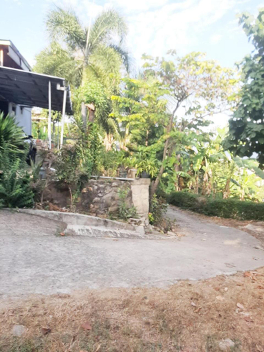 Others 3, Villa Tasya, West Manggarai