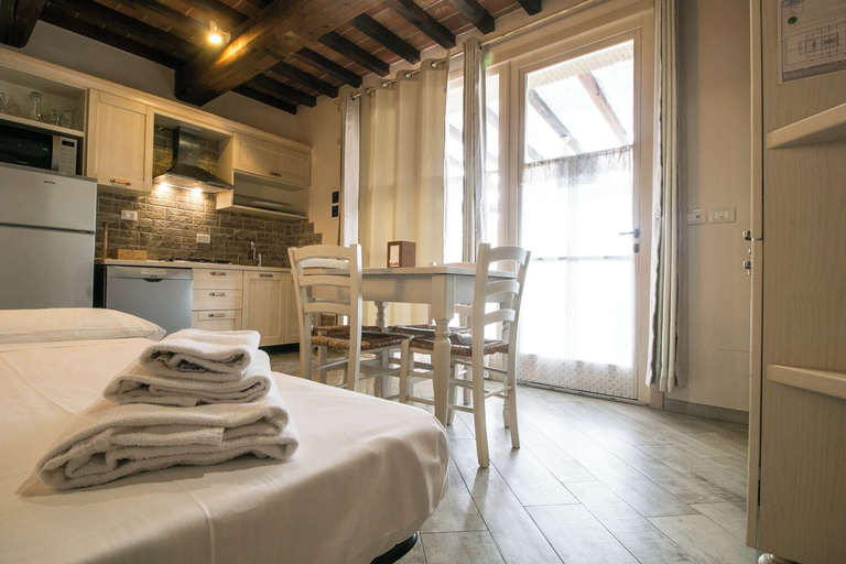 Bedroom 4, Fattoria Palazzeta Pet & Family Friendly, Livorno
