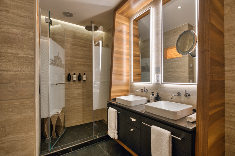 Bathroom 4