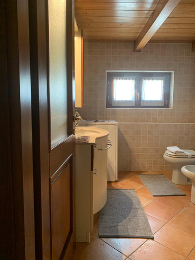 Bathroom, Il Granaio - Historic Molino Maufet Watermill - Lake Como, Lecco