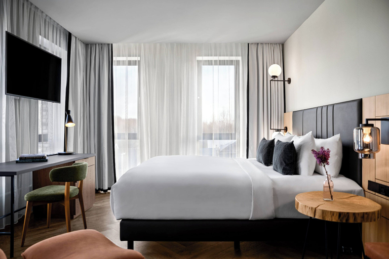 Bedroom 2, Renaissance Amsterdam Schiphol Airport Hotel, Haarlemmermeer