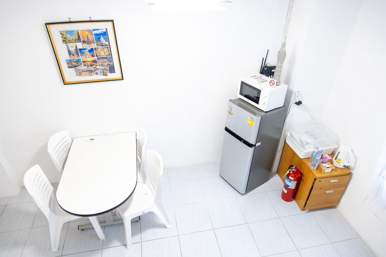 Others 4, Transit Donmueang Airport Hostel, Don Muang