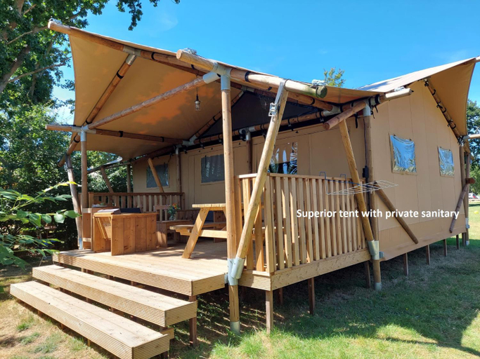 Others 5, Glamping Essenhof, Veere