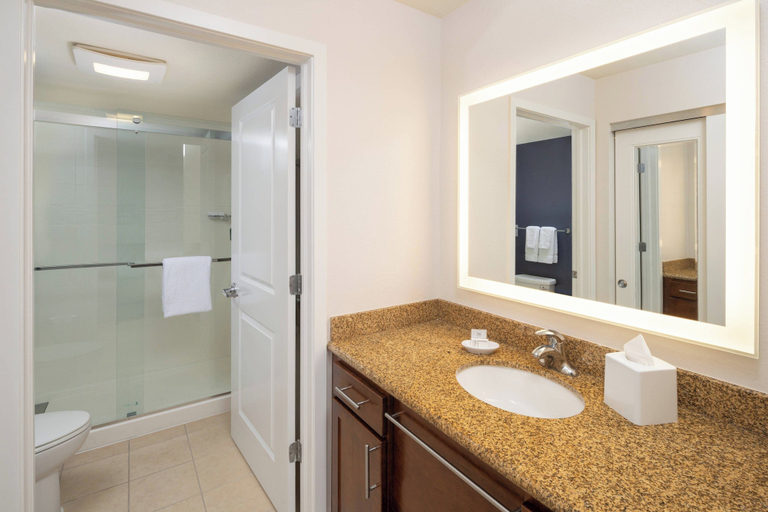 Bathroom 3, Residence Inn by Marriott Miami Airport, Miami-Dade