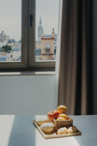 Food & Drinks, Aquitania Home Suites, Sevilla