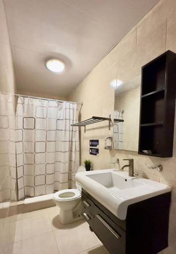 Bathroom 4, Hotel Tau Art Residence, Distrito Nacional