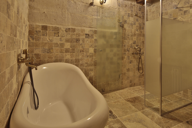 Bathroom 5, Aren Cave Hotel, Nevşehir