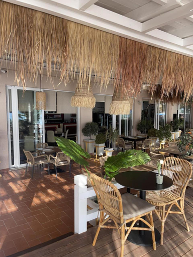 Food & Drinks 5, Coral Hotel & Resort, Vlorës