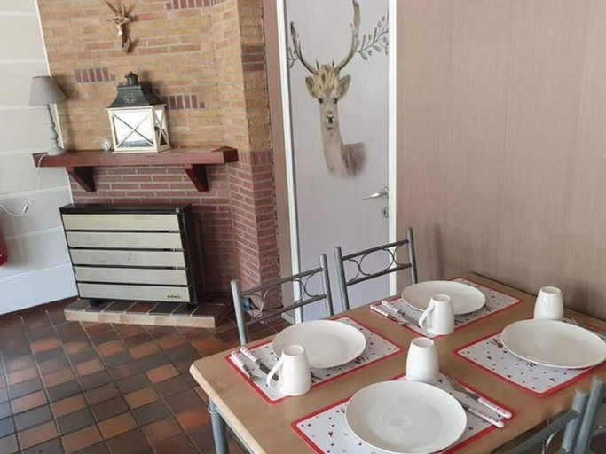 Bathroom 4, Lanklaar Chalet with Garden, Limburg