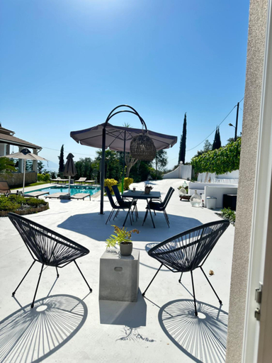 Others 2, Grande Terra Villas with Swimming Pool & Starlink WiFi, Ionian Islands