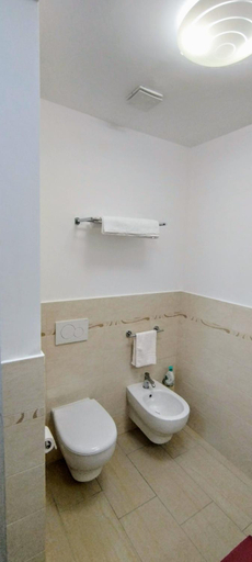 Bathroom 2, Camere Vetralla, Ancona