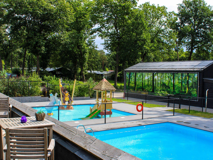 Sport & Beauty 4, Modern Lakeview Cottage in Veluwe, Apeldoorn