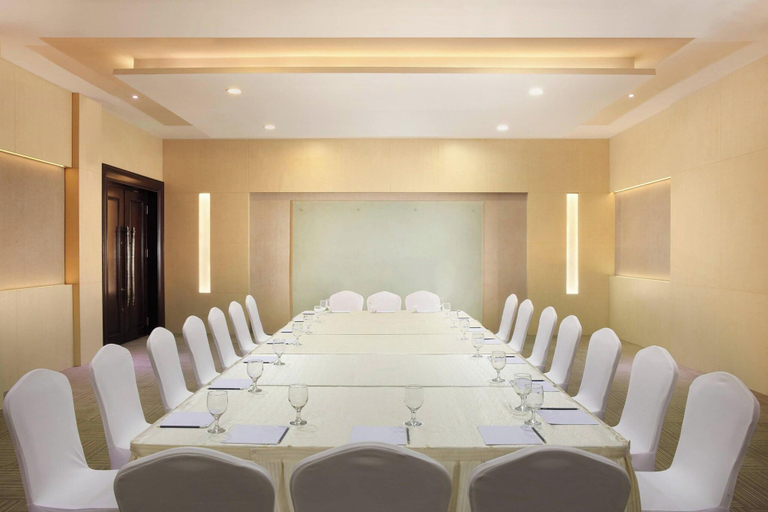 Business Facilities 25