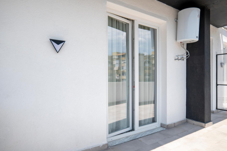 Exterior & Views 2, Muz Studios, Tiranës