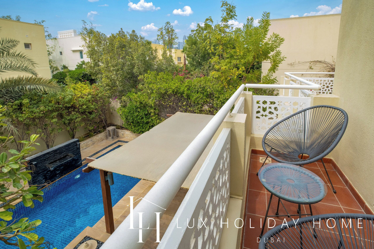 Others 5, LUX The Meadows 5 Bed Villa, Dubai