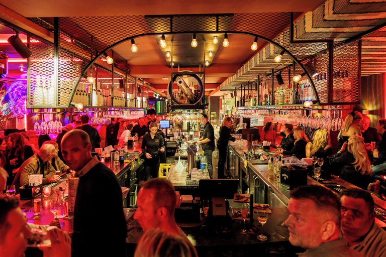 Food & Drinks 3, Manzo's Suites, Zaanstad