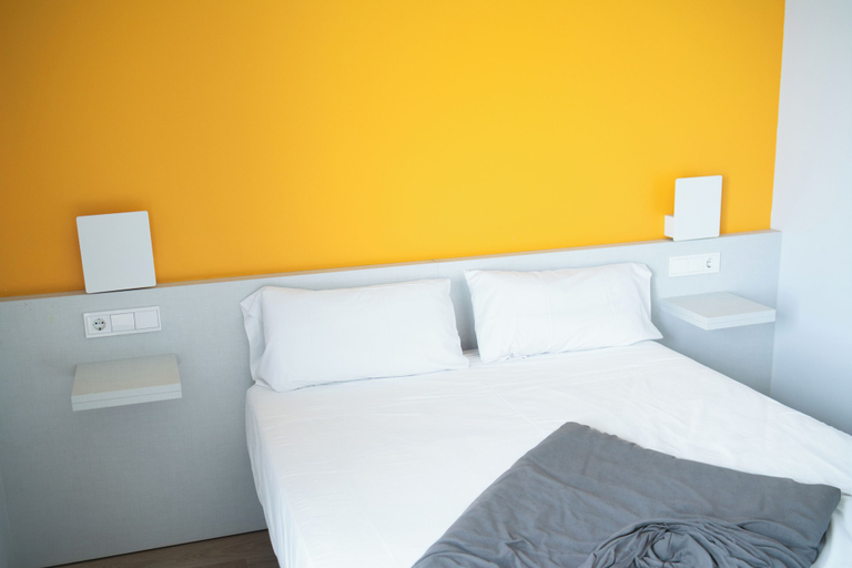 Bedroom 4, Hostal Bellsol, Barcelona