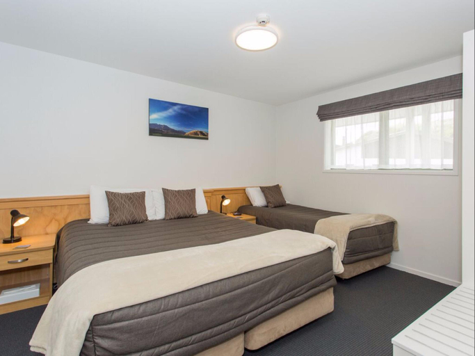 Bedroom 2, Clearbrook Motel and Serviced Apartments, Queenstown-Lakes