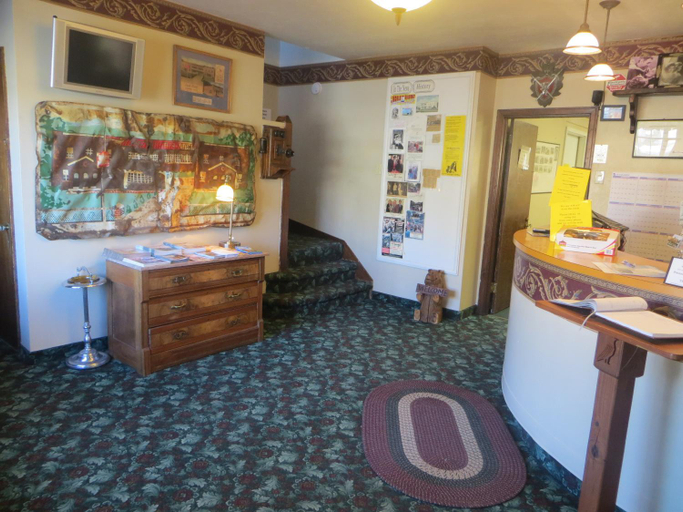 Food & Drinks, Park Motel, Crawford
