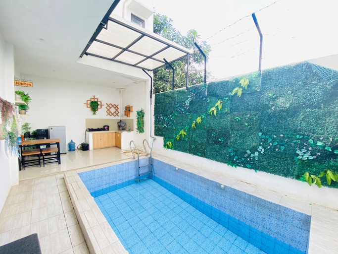 Sport & Beauty 4, Villa Flowerhills - Privatepool, Malang