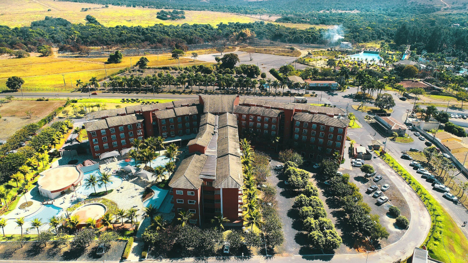 Exterior & Views 2, Frente ao Parque da Lagoa Quente, Apto particular com varanda e vista piscinas, com tela de proteção, Caldas Novas
