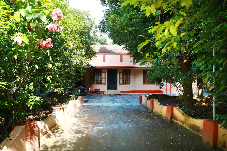 Sport & Beauty, BACK PACKERS COCHIN VILLA, Ernakulam