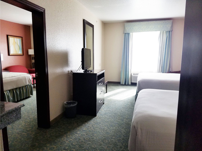 Bedroom 3, Ramada by Wyndham South Waco, McLennan