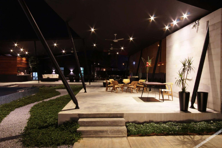 Others 5, Villa Lot 1638, Port Dickson