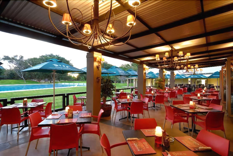 Food & Drinks 5, Kupferquelle Resort, Tsumeb