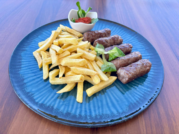Food & Drinks 5, Rooms & Pansion Odmor, Jasenice
