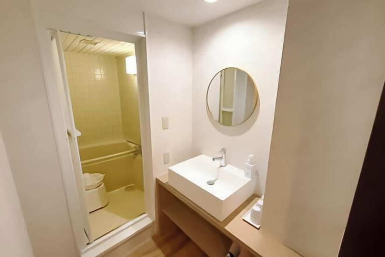 Bathroom 8