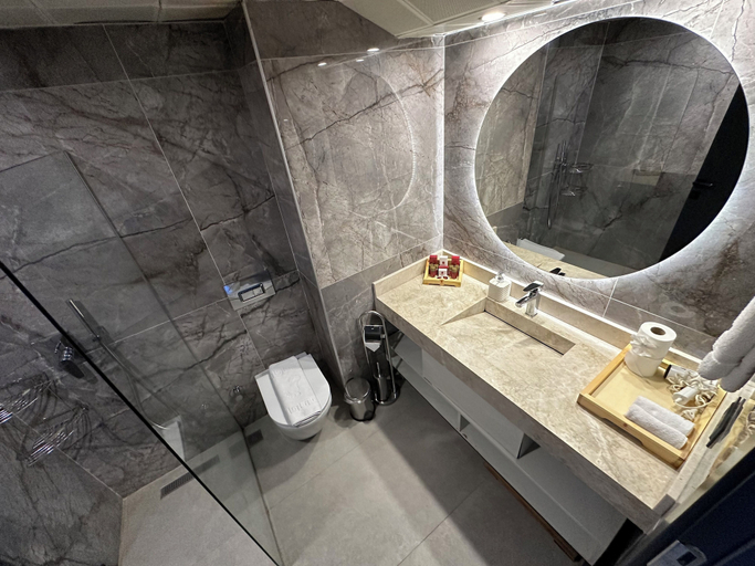 Bathroom 5, Hotel Ambrosia, Bodrum