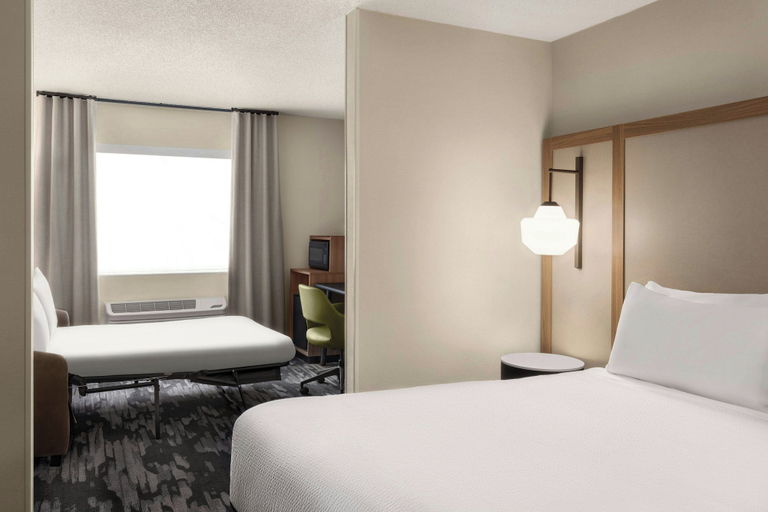 Bedroom 3, Fairfield Inn & Suites Findlay, Hancock