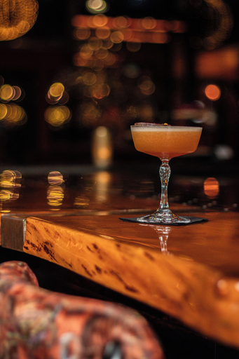 Food & Drinks 5, Manzo's Suites, Zaanstad